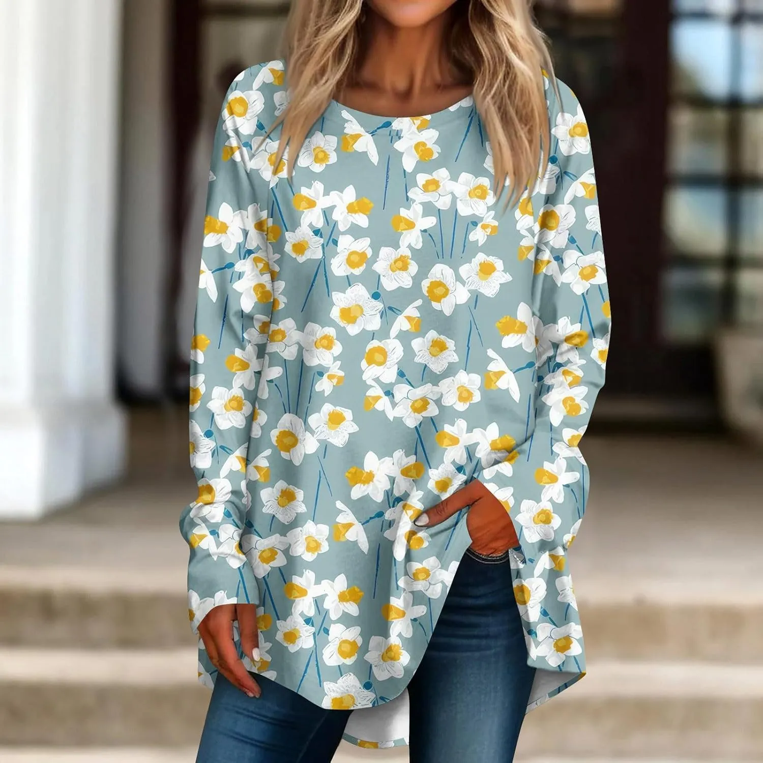Going Out Tops For Women, Womens Loose Fit Long Sleeve Blouse Trendy Crewneck Tunics Or Tops To Wear With Leggings