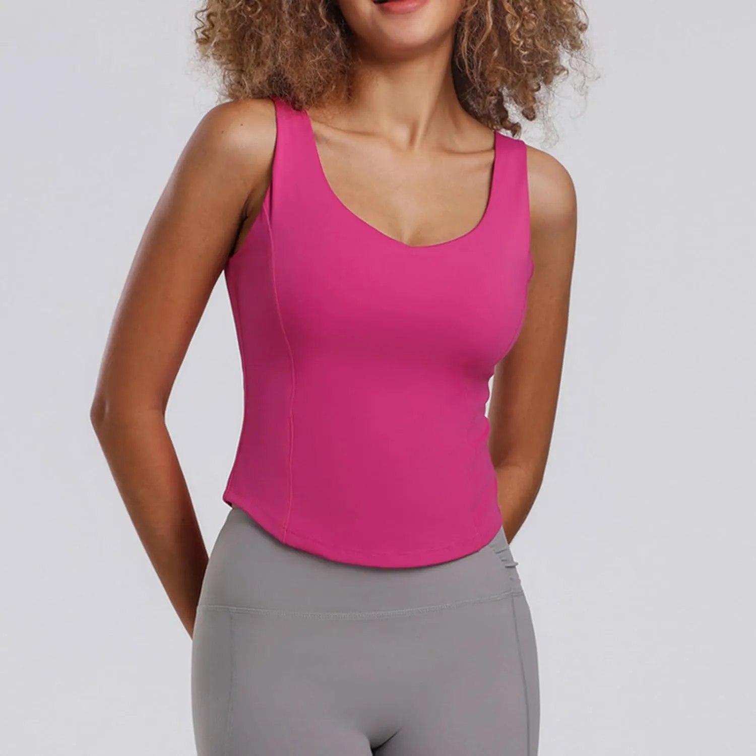 Tank Top with Built in Bra Women's 2025 Summer Workout Tanks U Neck Athletic Basic Comfy Undershirts for Lounge