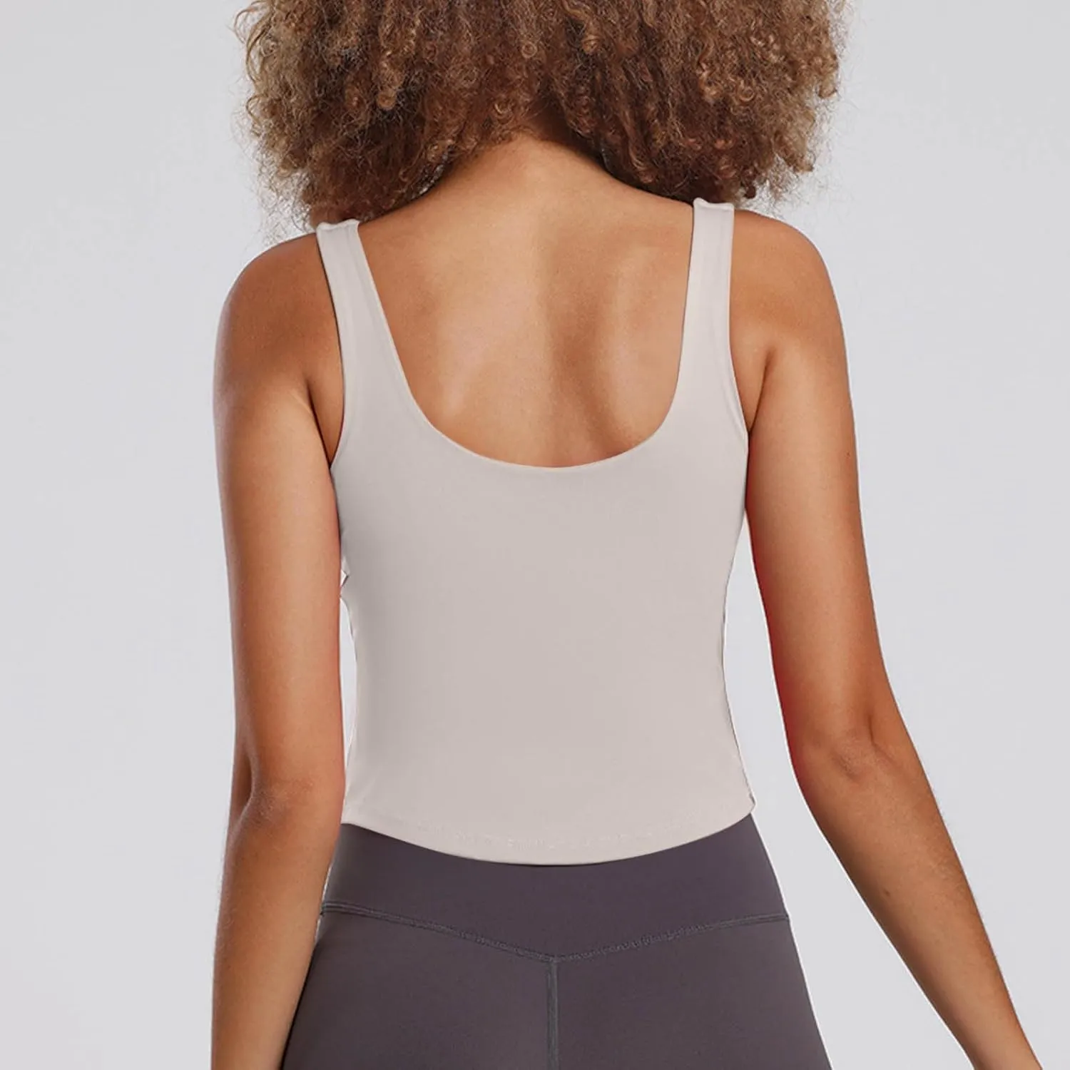 Tank Top with Built in Bra Women's 2025 Summer Workout Tanks U Neck Athletic Basic Comfy Undershirts for Lounge