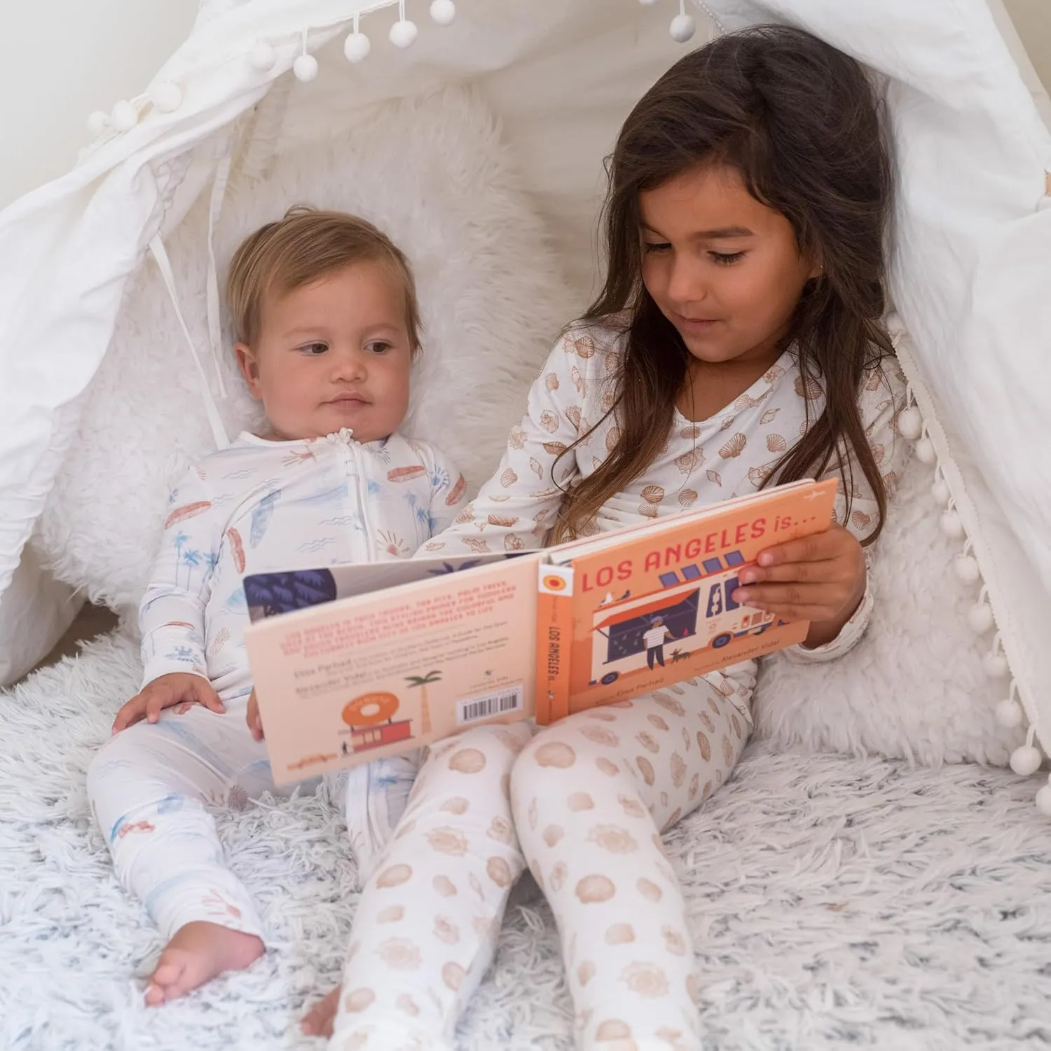 Two-Piece Pajama Sets in Organic Bamboo - Featuring 11 Signature Prints