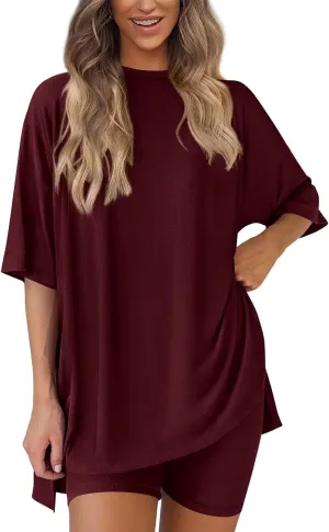 Womens 2 Piece Lounge Set 2025 Oversized T-Shirt And Shorts Casual Beach Vacation Outfits Summer Sweatsuits Tracksuit