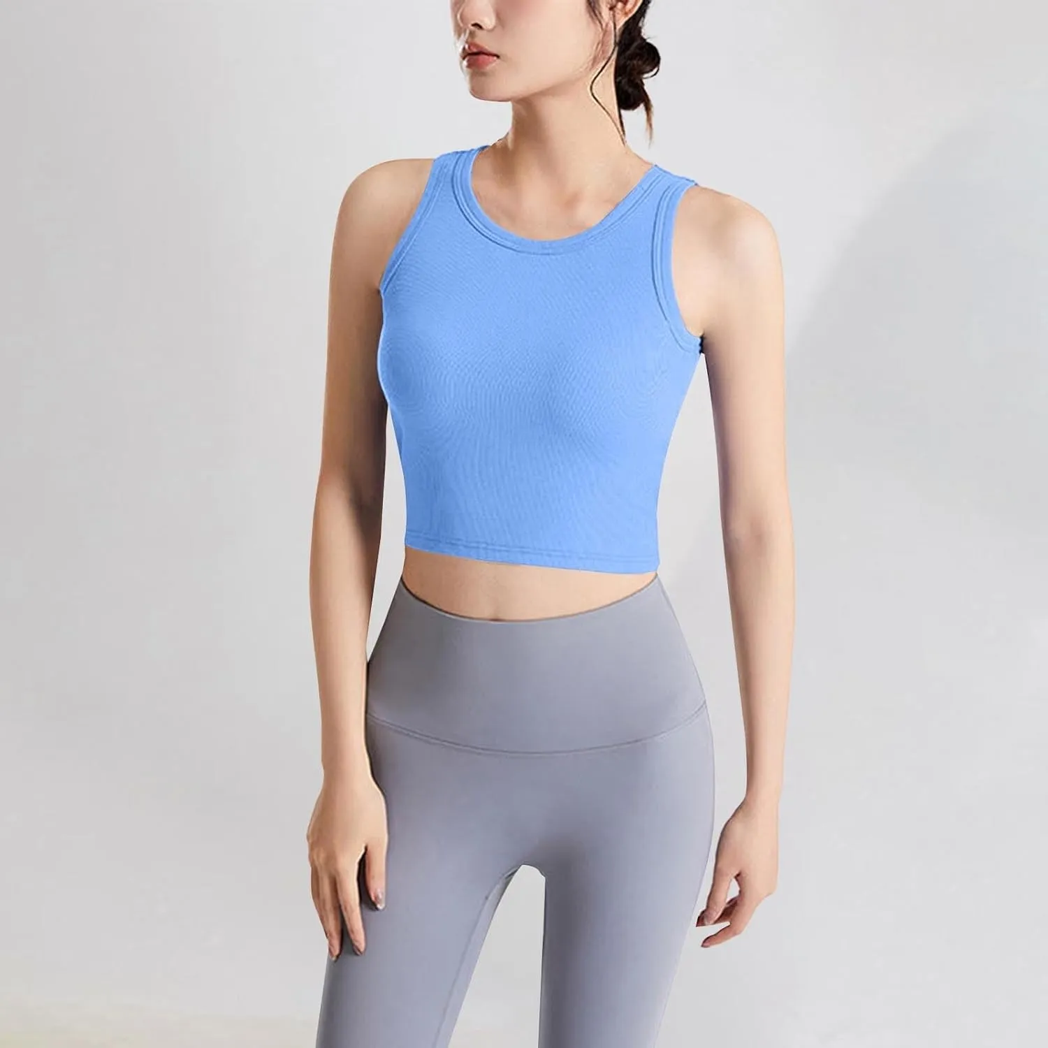 Womens Tops Tank Top with Built in Bra 2025 Summer Spaghetti Strap Sports Camisoles Layering Undershirts Cami Tops