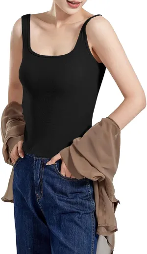 Womens Tops Tank Top with Built in Bra 2025 Summer Spaghetti Strap Sports Camisoles Layering Undershirts Cami Tops